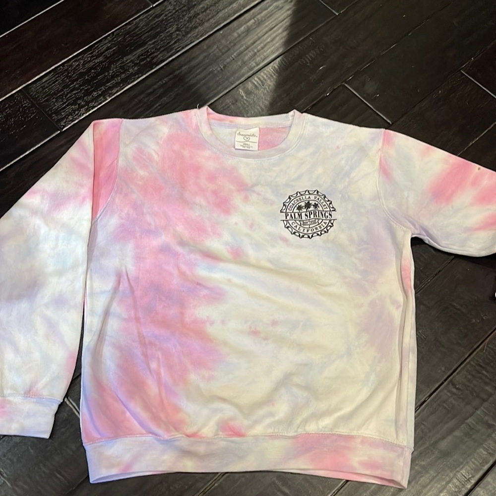 Coachella valley Palm spring tie-dye sweatshirt 5️⃣5️⃣5️⃣